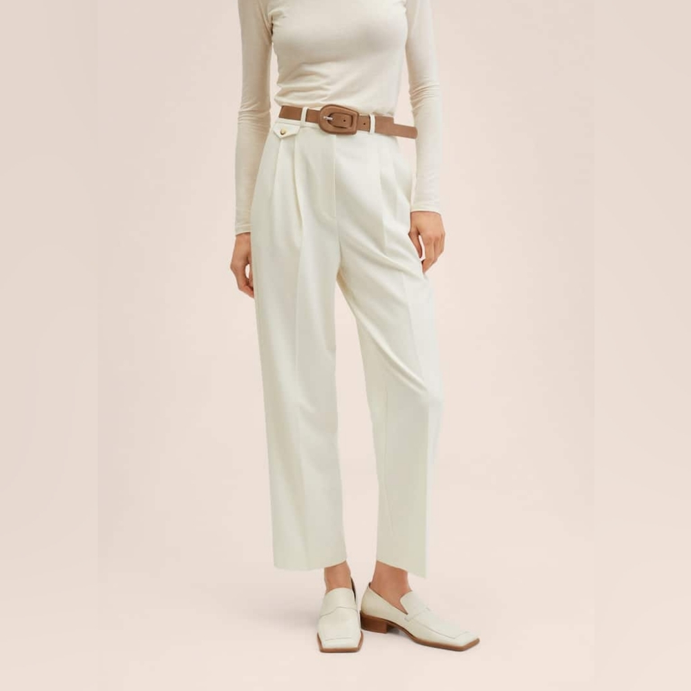 Pockets straight pants, of white